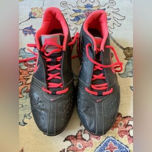 Nike Training Reax Rockstar Black and neon pink.‎